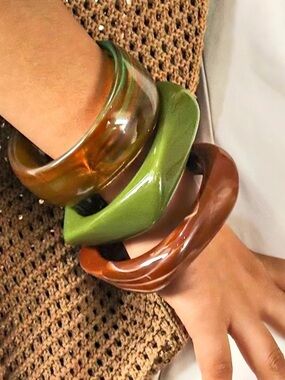 Lot of 3 Chunky Round Bangle Bracelets Green Brown Multicolor Marbled Resin